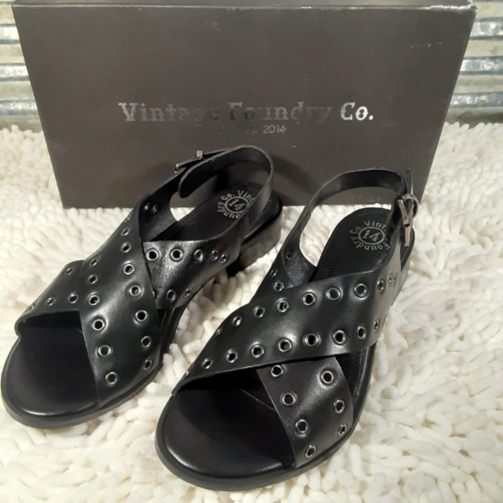 NWT Vintage Foundry Co Black Leather Carmine Sandal; Size 7.5